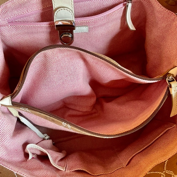 Preloved Dooney and Bourke Nautical Rope Tote Bag - Picture 16 of 16